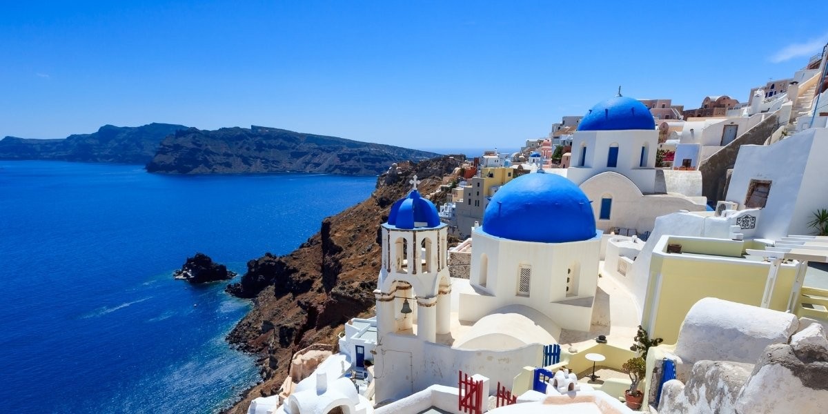 Churches overlooking the sea in Oia, Santorini