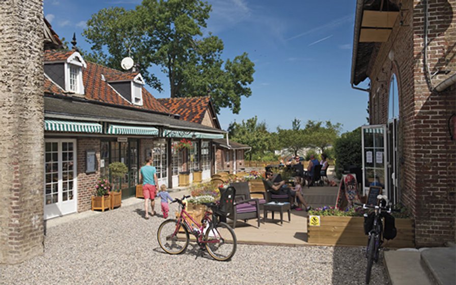 Outdoor grounds at Domaine de Drancourt holiday park in France