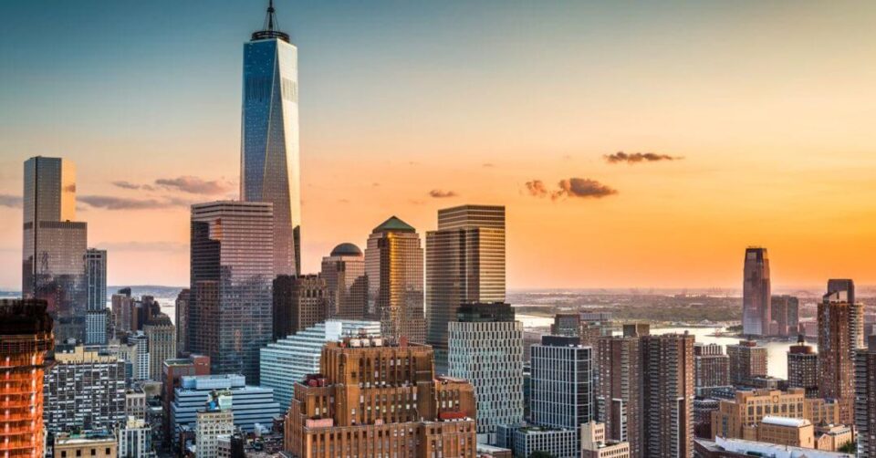 One World Trade Center rising above the Lower Manhattan skyline