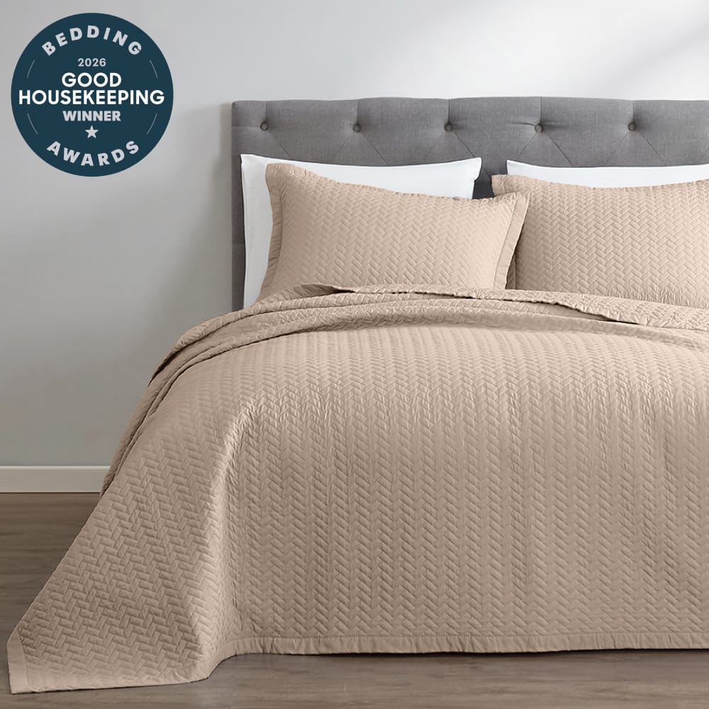Toasted Marshmallow PeachSkinSheets oversized quilt